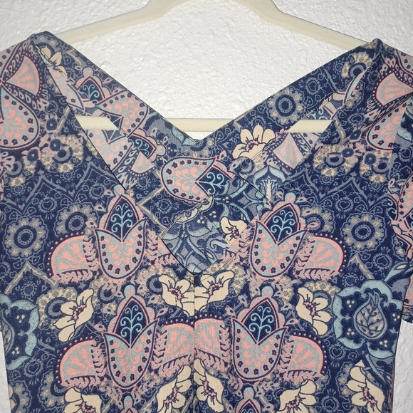 HOLLISTER CO. DRESS - Picture 4 of 7